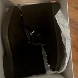 BRAND NEW IN THE BOX GREAT CONDITION NEVER BEEN WORN PALM ANGEL X CLARKS
